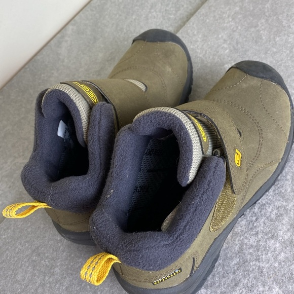 SALE KEEN Size 12 Youth Dry Kootenay Waterproof Insulate Snow Boots Non Marking - Picture 8 of 9